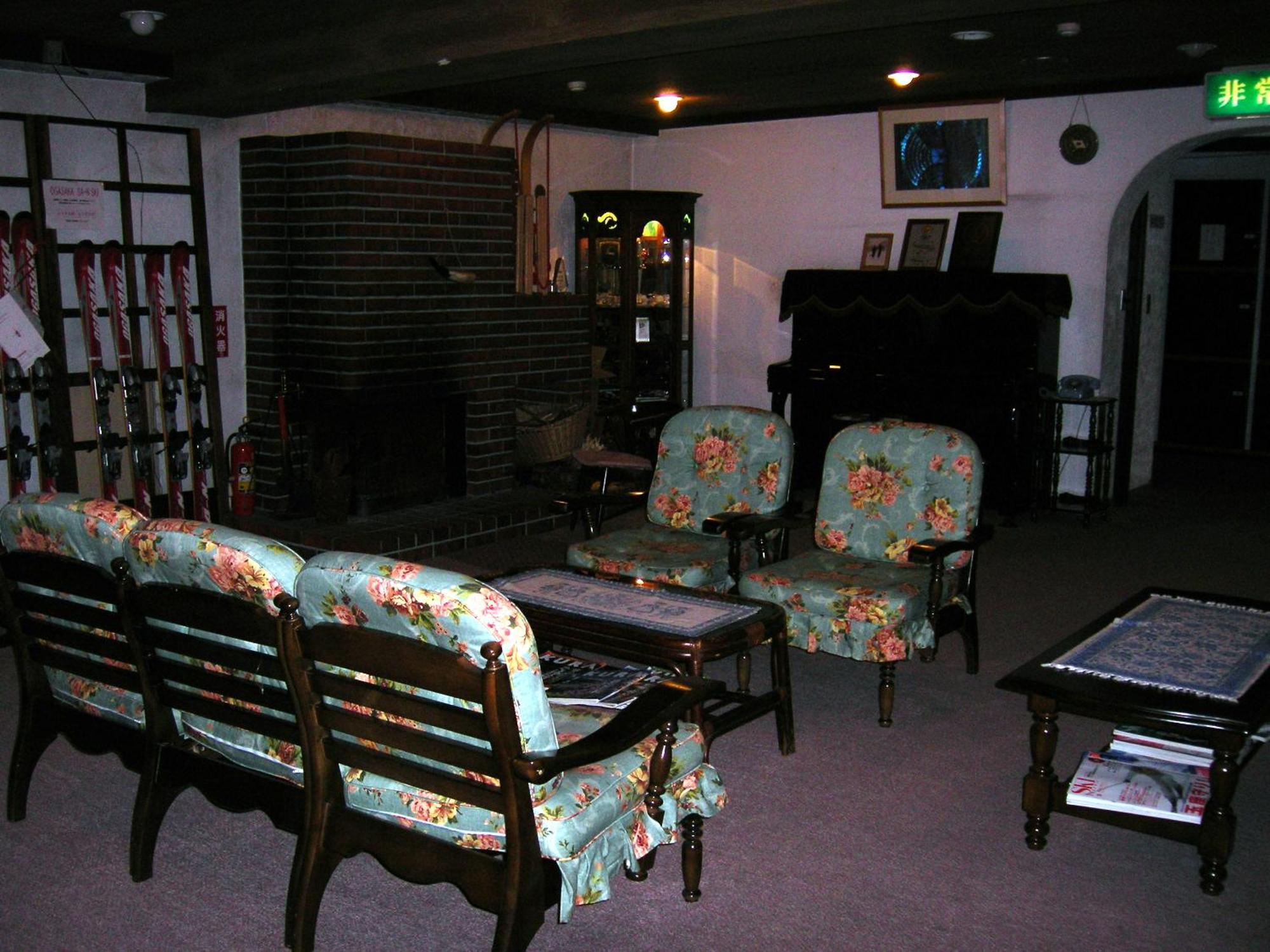 Hotel Weisser Hof Happei Hakuba Ngoại thất bức ảnh